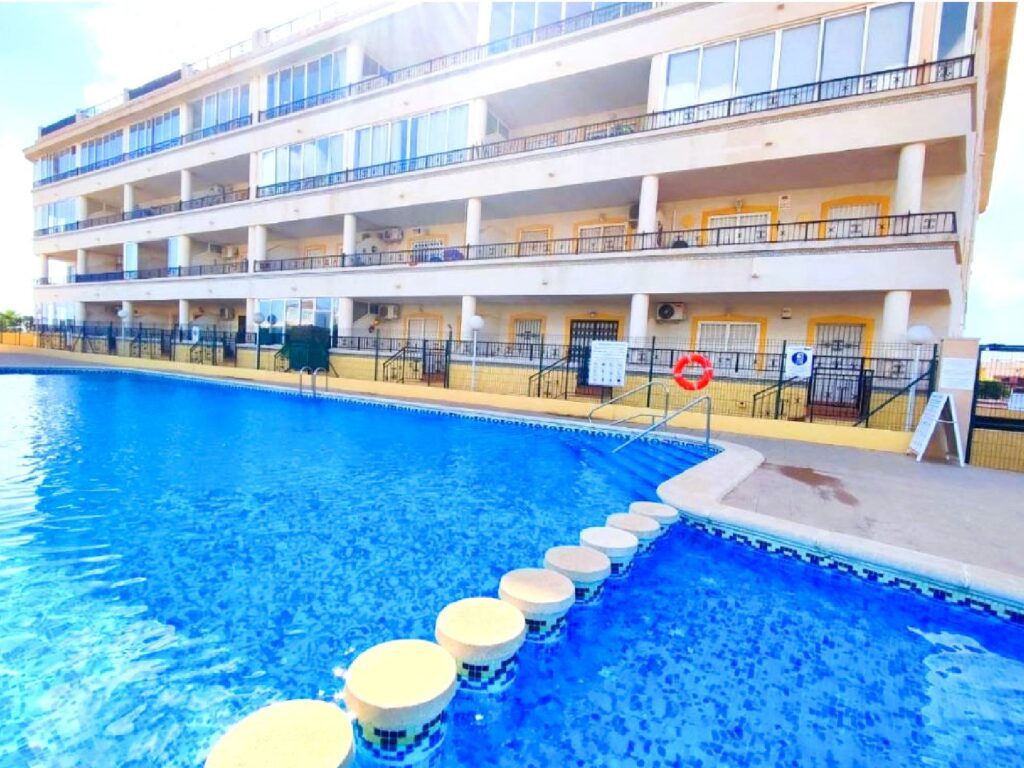 apartments in la mirada playa flamenca for sale REF:2604